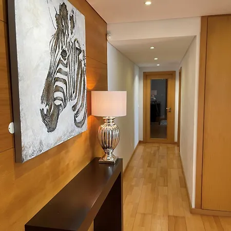 Quo Penthouse Terrace Понта-Делгада