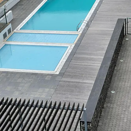 Lägenhet Quo Penthouse Terrace Ponta Delgada